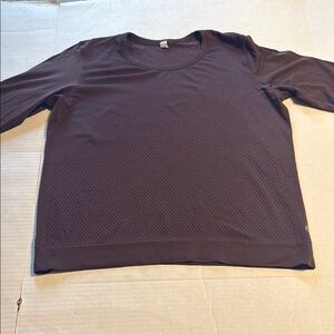 Lululemon Athletica Purple Long Sleeve Tee